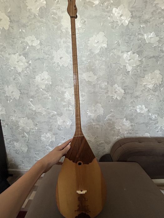Домбра хорошый.