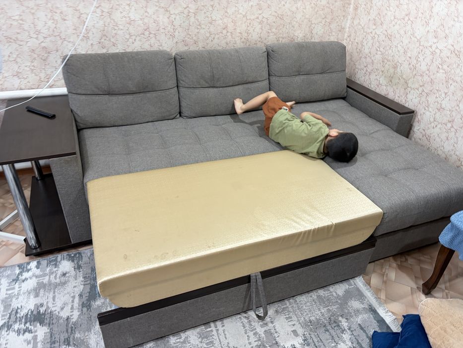 Продается диван не дорого