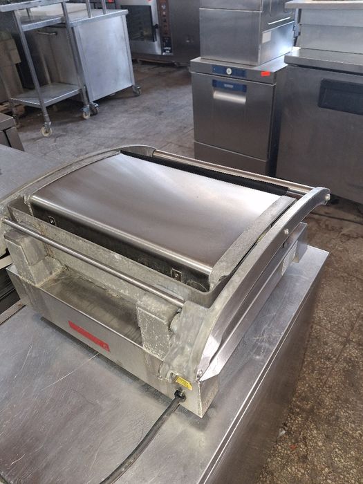 Тостер/ преса/ контактен грил ROBAND бързо загряващ