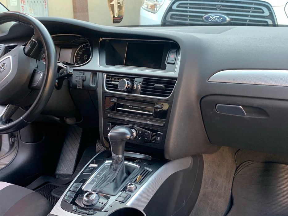 vand URGENT Audi A4 2L 190Cp CUTIE AUTOMATA An 2015 euro 6