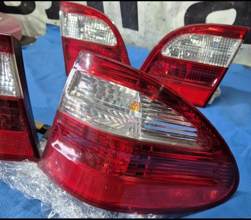 Диодни стопове за мерцедес W211 седан 2004г