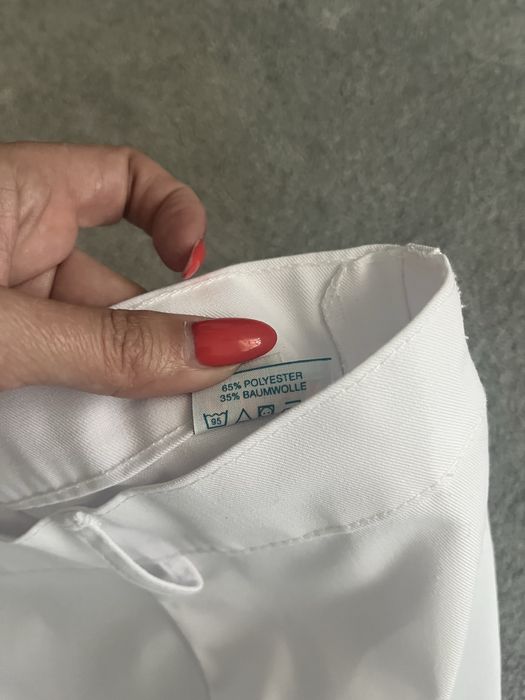 Pantaloni albi M-L