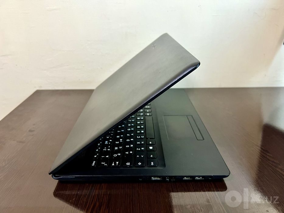 Lenovo noutbuk sotiladi