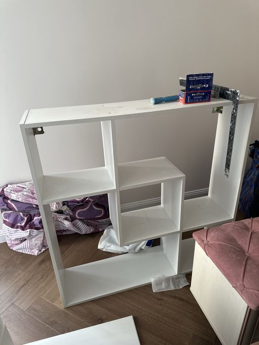 Продается необычная подвесная полка в отличном состояний.