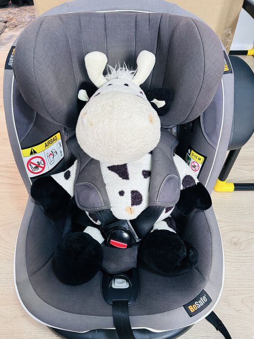 Столче за кола BeSafe с ISOfix база