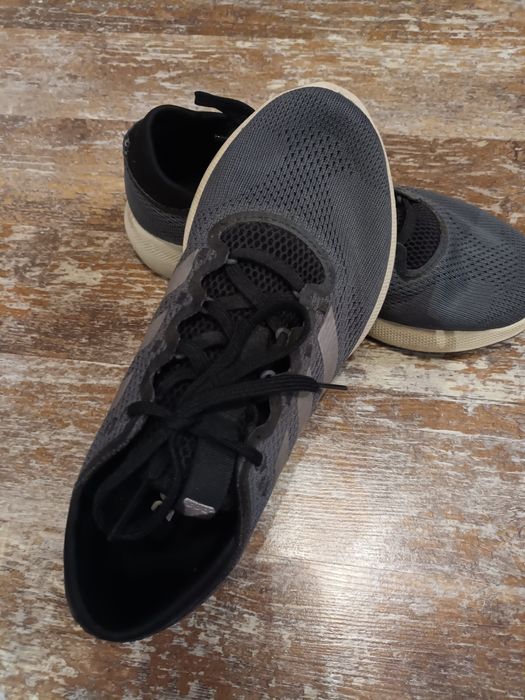 Дамски маратонки адидас 38 номер