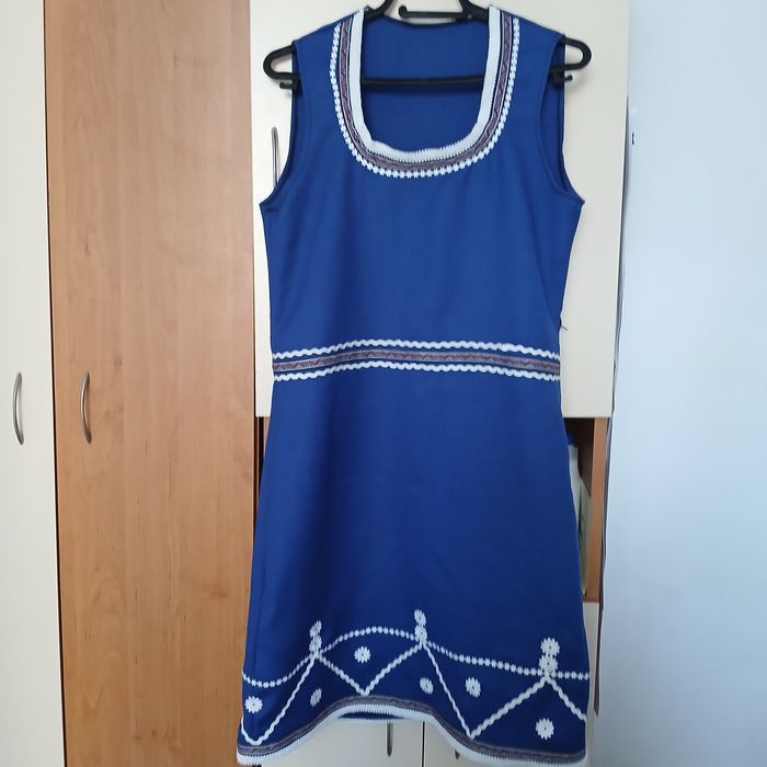 Народни носии, кърпи и престилки