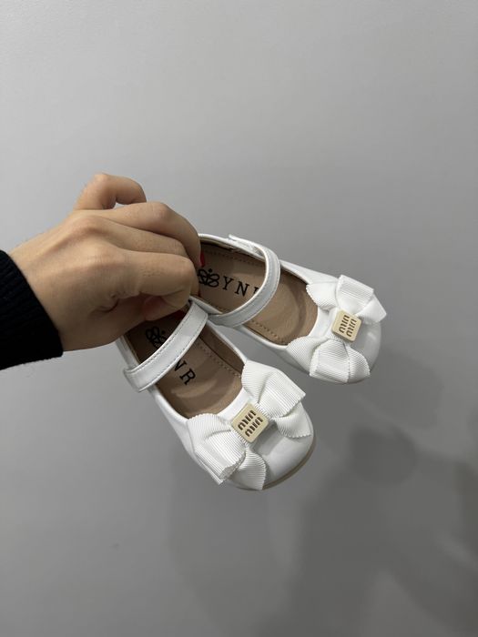 Продам детское платье и туфли