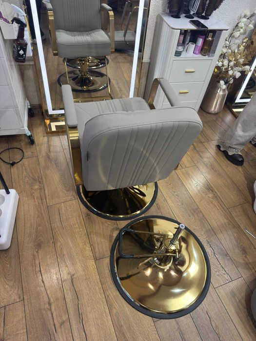 Фризьорски стол Acri Gold - сив/черен