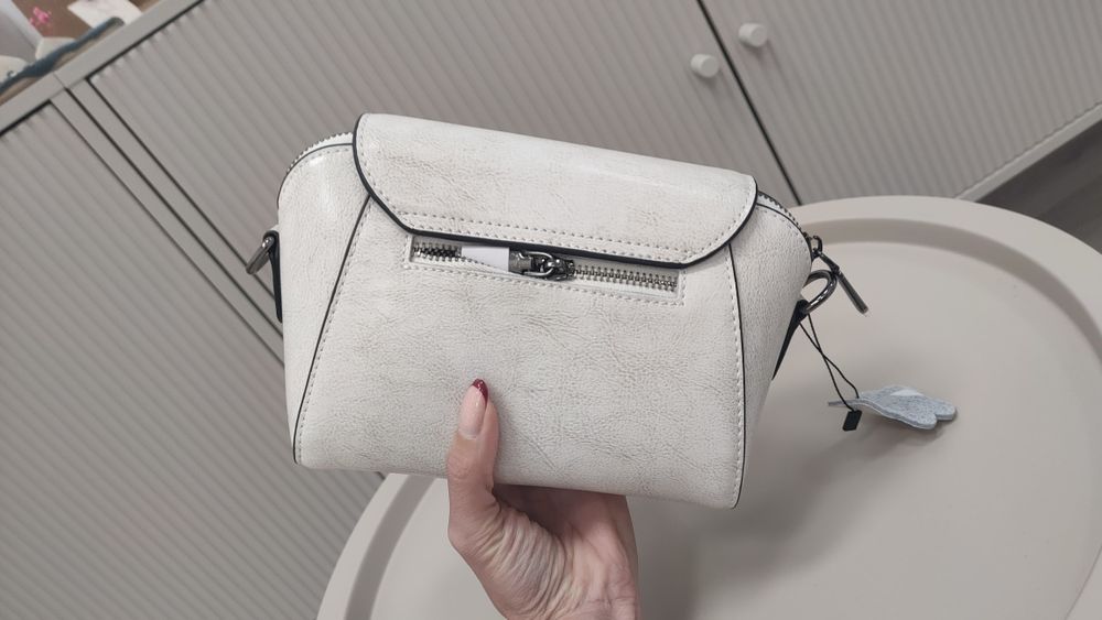 Кросбоди чанта естествена кожа бяла, кафява, синя