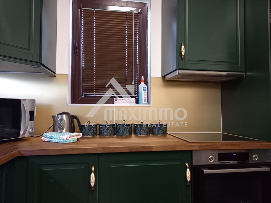 Двуетажна Къща С Басейн! В Тоскански Стил! Четири Паркоместа! Екологи