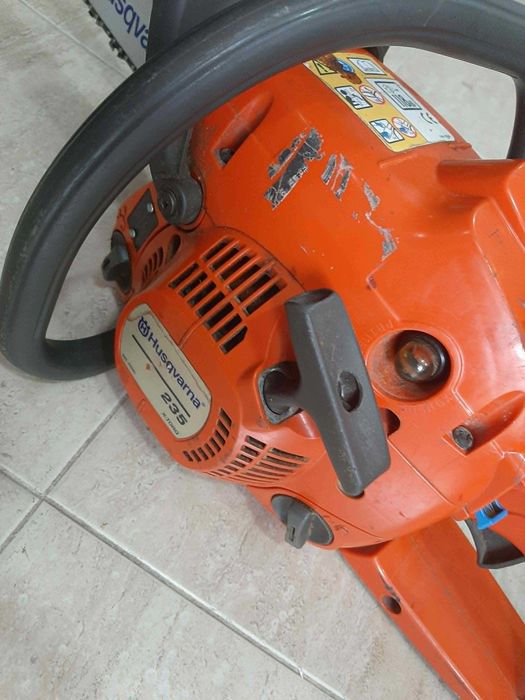 Husqvarna 235 X-TORQ