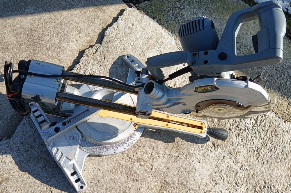 Circular pendular, culisant, unghiular, MeeC Tools, 1800W