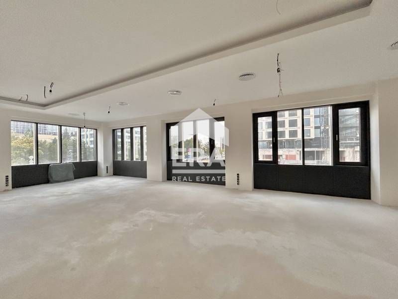 Дава се под наем Офис в София, Кръстова вада - 156 кв.м за 3000 € - Снимка #1