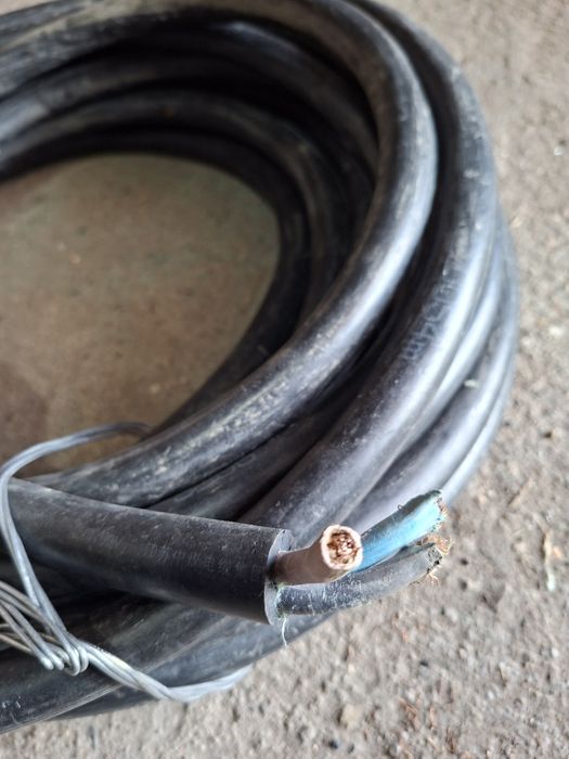 Кабель КГ 3*10 есть 14метра