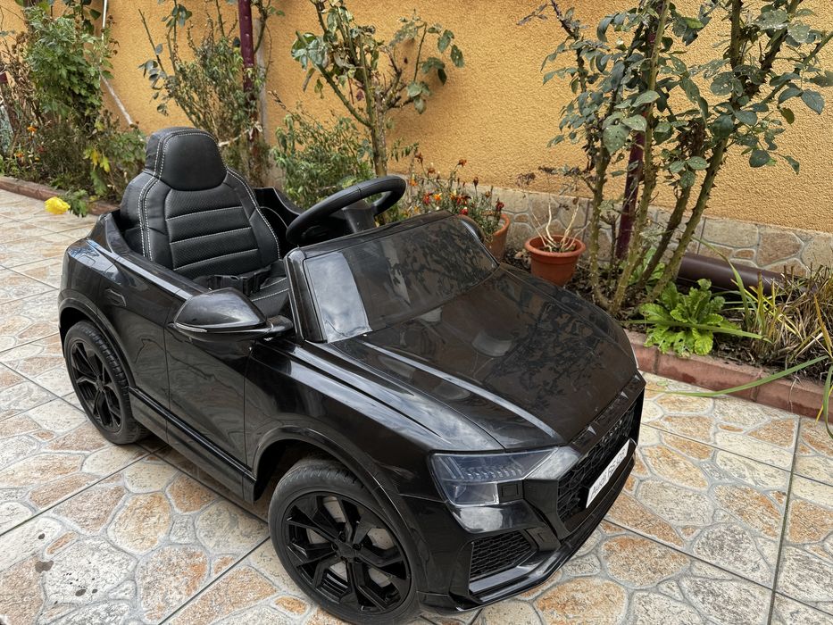 Masinuta electrica  cu telecomanda pentru copii