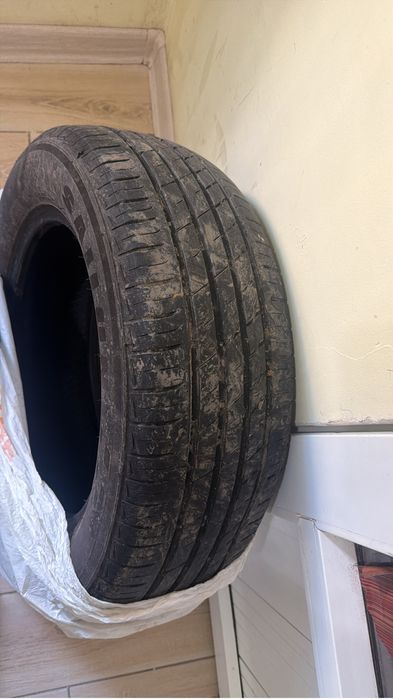 Продам шины 215/60/16