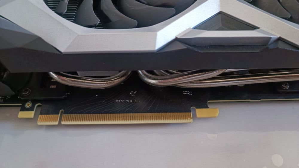 Видеокарта Nvidia RTX 2080 Super
[