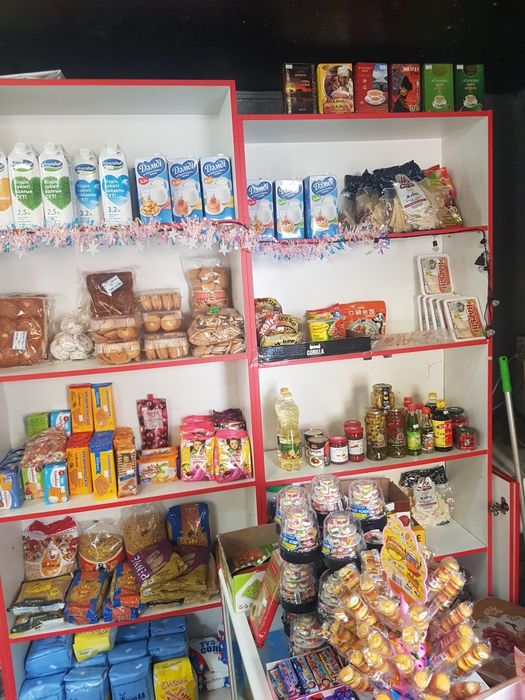 Продам для магазина оборудование