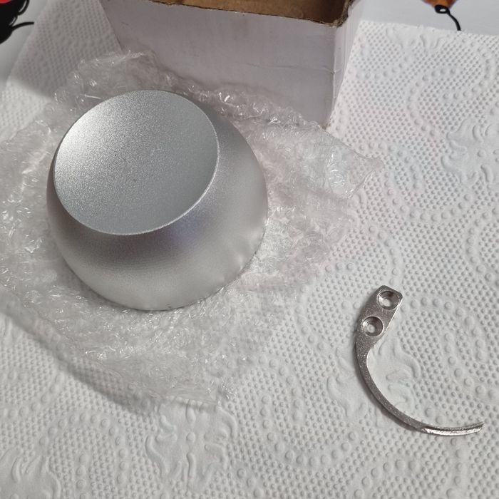 Set 2 piese magnet detasator alarme 15.000