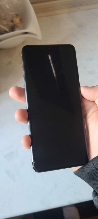 Samsung S20 телефон зор