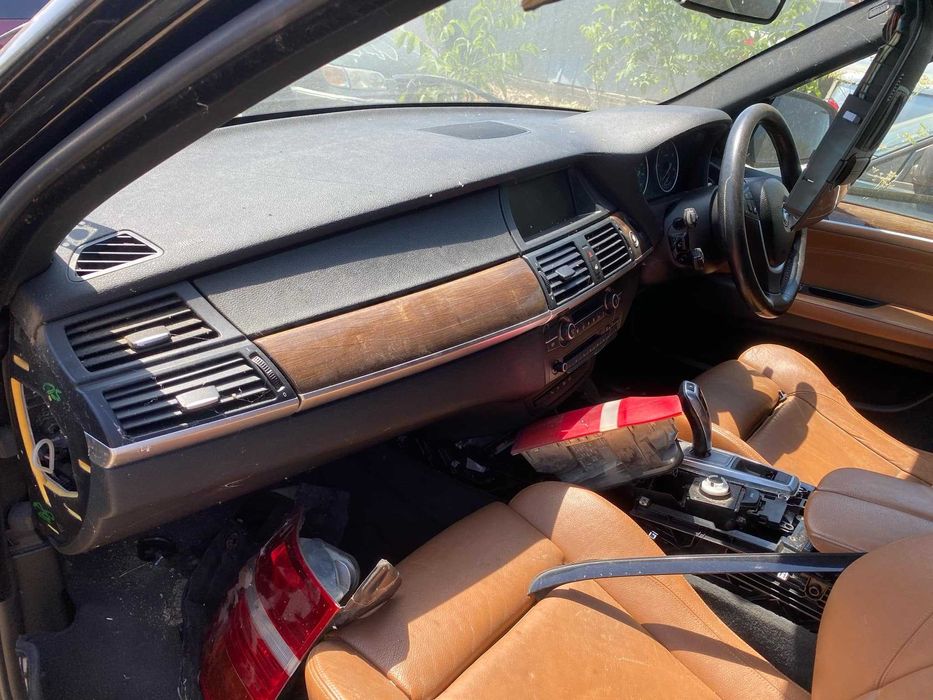 bmw x5 e70 3.0 d 235 на части бмв  х5 е70 кожа