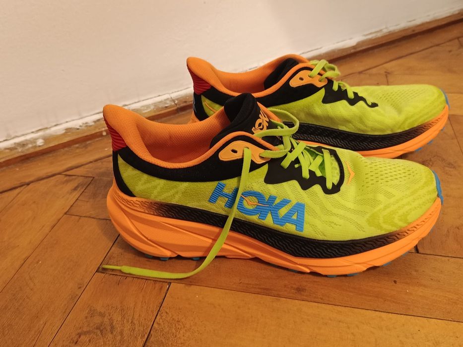 Incaltaminte Hoka