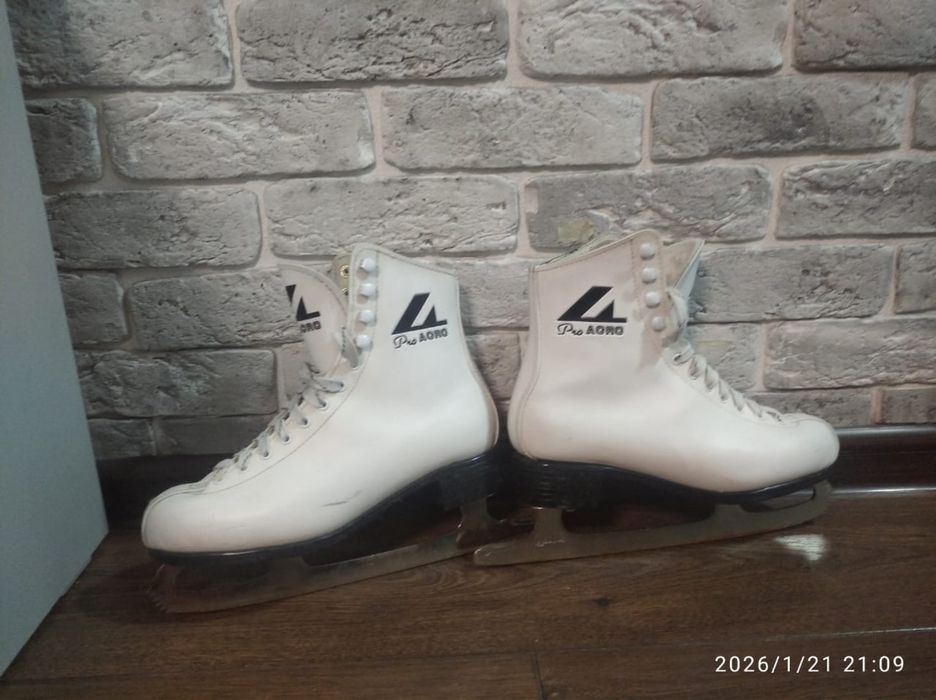 Коньки 38 размер