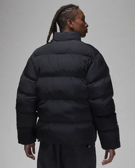 Продам куртку Jordan (оригинал)