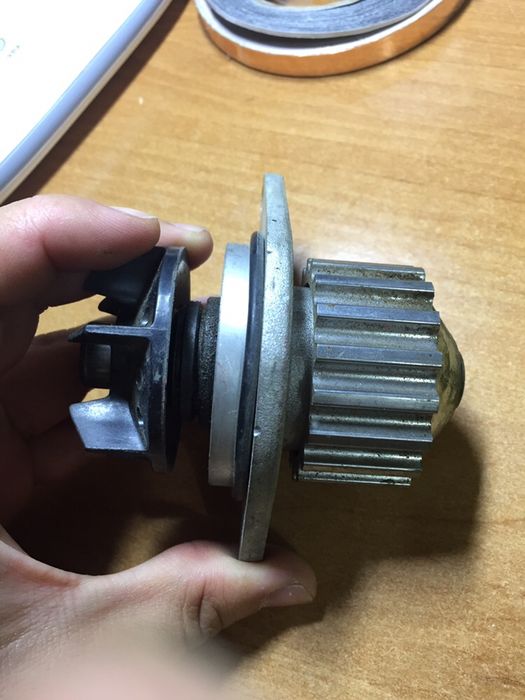 Помпа Пежо 206 Peugeot 206