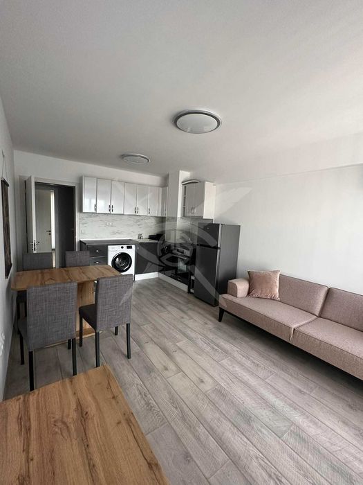 Дава се под наем Тристаен апартамент в Варна, Погреби - 80 кв.м за 698.19 € - Снимка #1