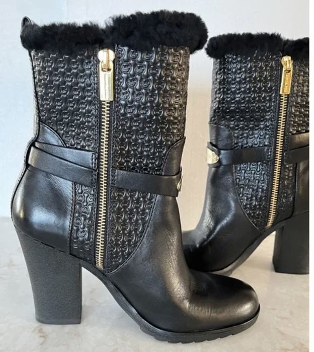 Полу сапожки от mikhael kors