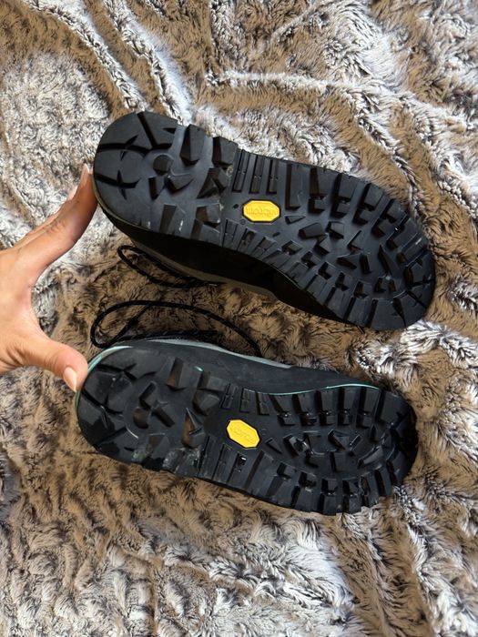 Bocanci de munte Scarpa Manta Tech 38,5