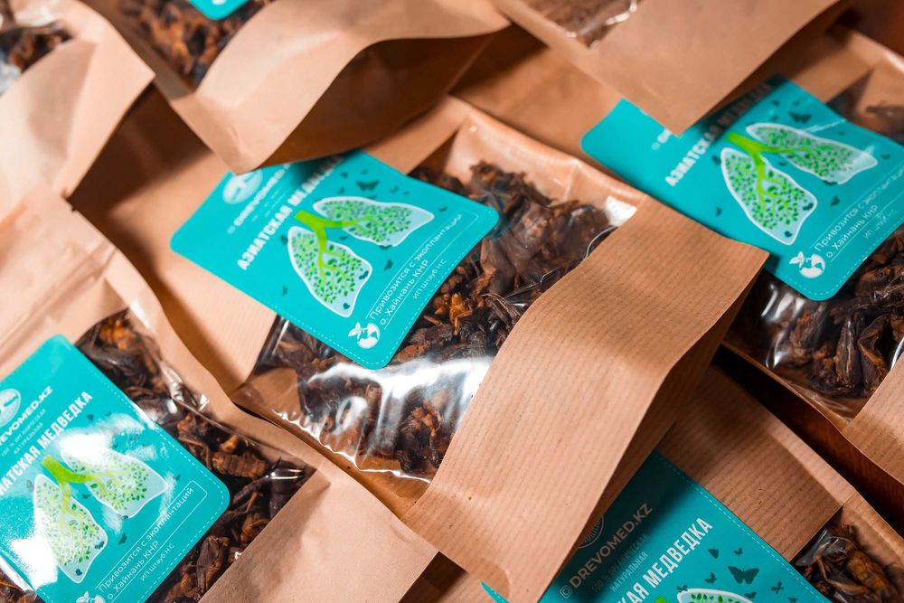 Сушеная медведка С Китая .