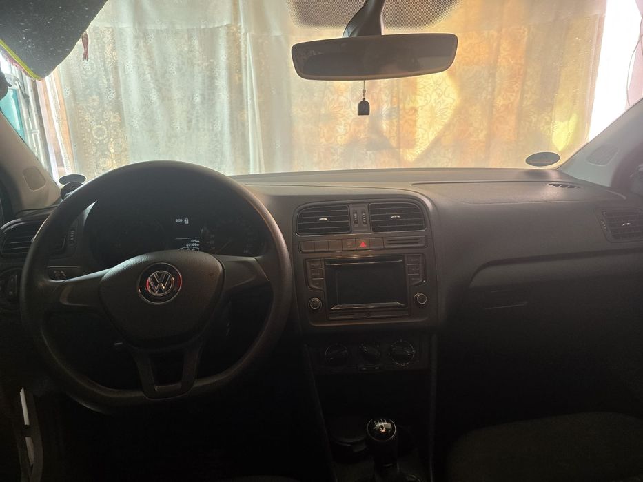 Vanzare VW Polo 2015