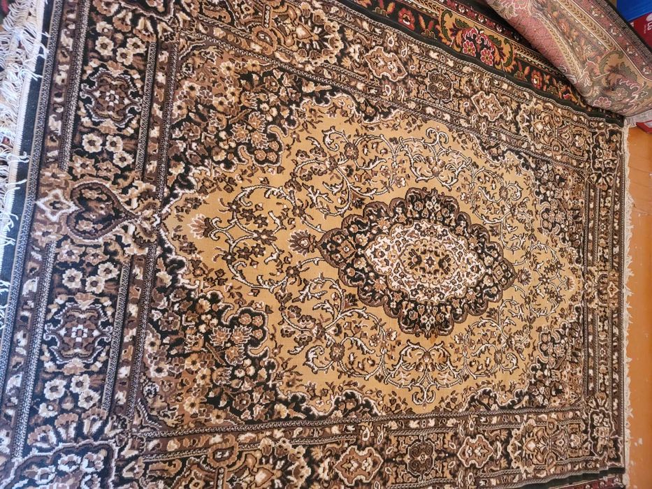 Продаются ковры разных размеров