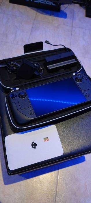 Steam Deck 1TB OLED + Steam Deck Docking Station + SD card 128 GB