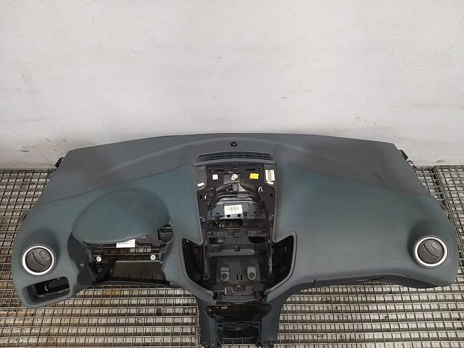 Plansa bord ford fiesta 6 8a61a04304cm1e3k