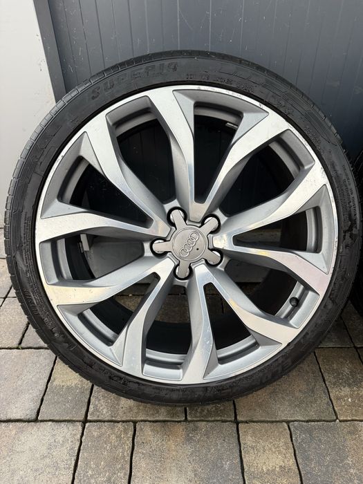 Audi A6 A7 A8 оригинални 255/35/20 Дот 22г Летни