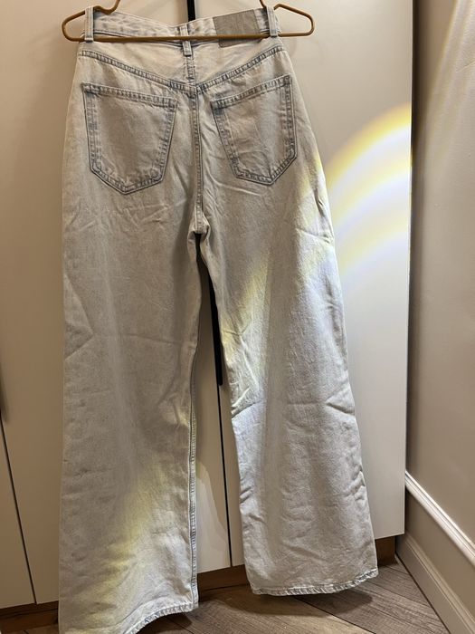 Джинсы Bershka XS-S