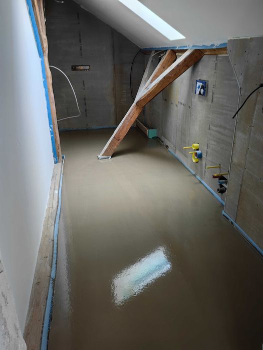 Sapa lichida (de ipsos)