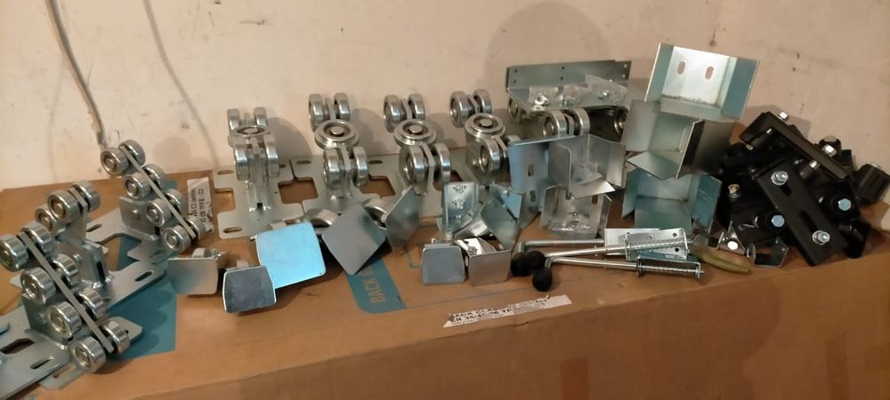 Консоли для откатных ворот