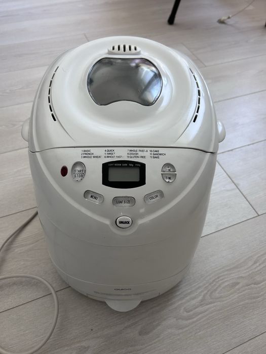 Продавам професионална хлебопекарна машина Quigg модел BM1-L