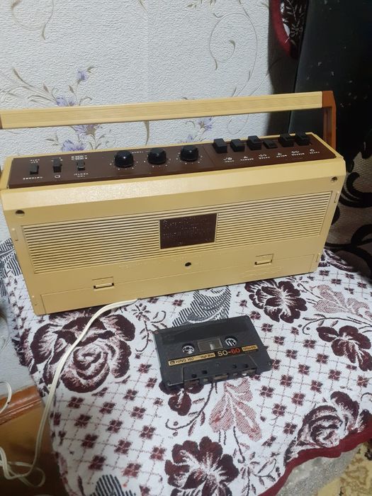 Магнитофон "ЭЛЕКТРОНИКА" кассетный