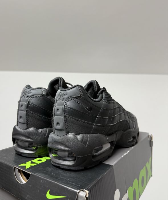 Nike Air Max 95 Triple Black
