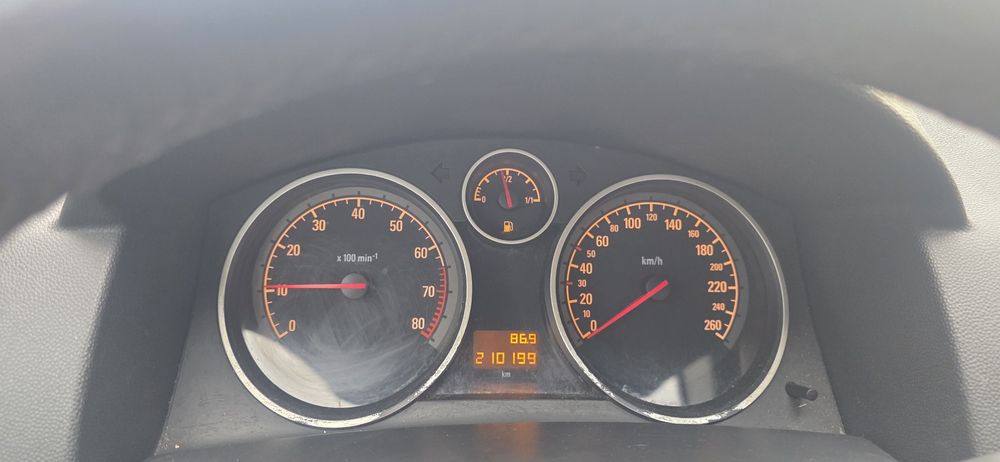 Opel astra H 1.6 газ  бензин