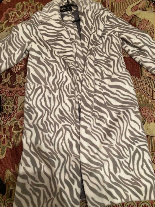 Продам пальто женское