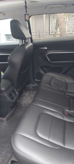 Продается автомобиль HAVAL H6