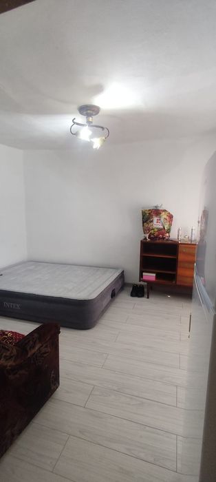 Vând casă bătrânească  în județul Tulcea ,oraș Măcin