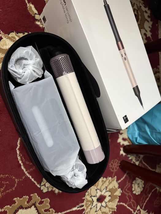 Фен для ухода Дайсон